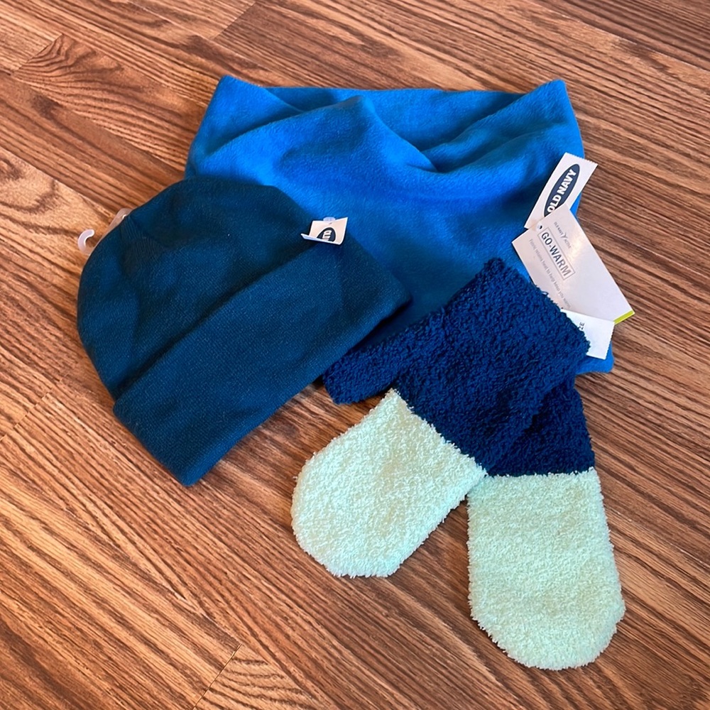 Old Navy Winter Accessories Gift Set Unisex Teal Blue